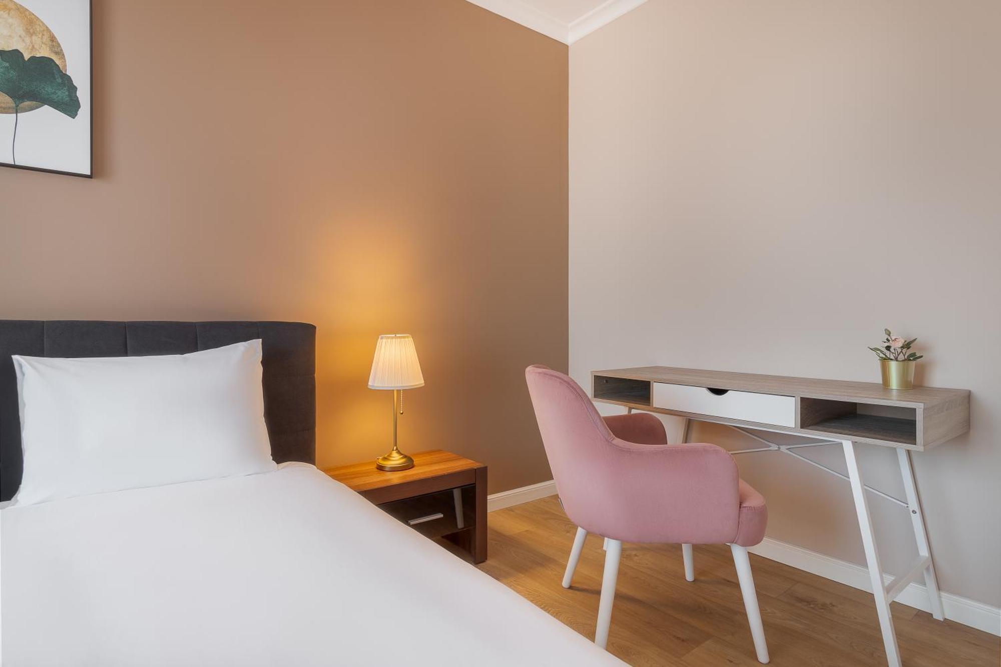 Warm Flat Leilighet Oradea Eksteriør bilde